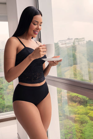 panty moldeador invisible
panty que no se nota bajo la ropa
panty sin costuras cómodo
panty con realce natural
ropa interior transpirable para diario