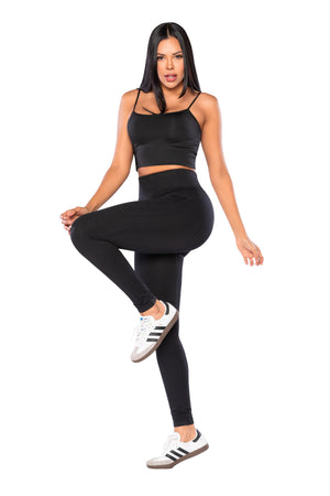 Legging Seamfree SMI1384 sin costuras efecto segunda piel
Detalle posterior de legging Seamfree con realce de glúteos
Tejido transpirable y ajuste cómodo del legging Seamfree SMI1384