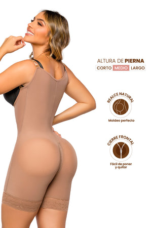 Faja moldeadora La Esbelta en color negro, con tela Ultrainvisible y ajuste ergonómico que estiliza la figura sin marcarse en la ropa.