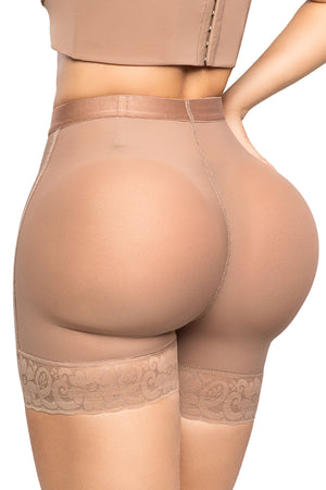 Panty ultrainvisible con encaje, triple realce en glúteos y control bajo disponible en varios tonos