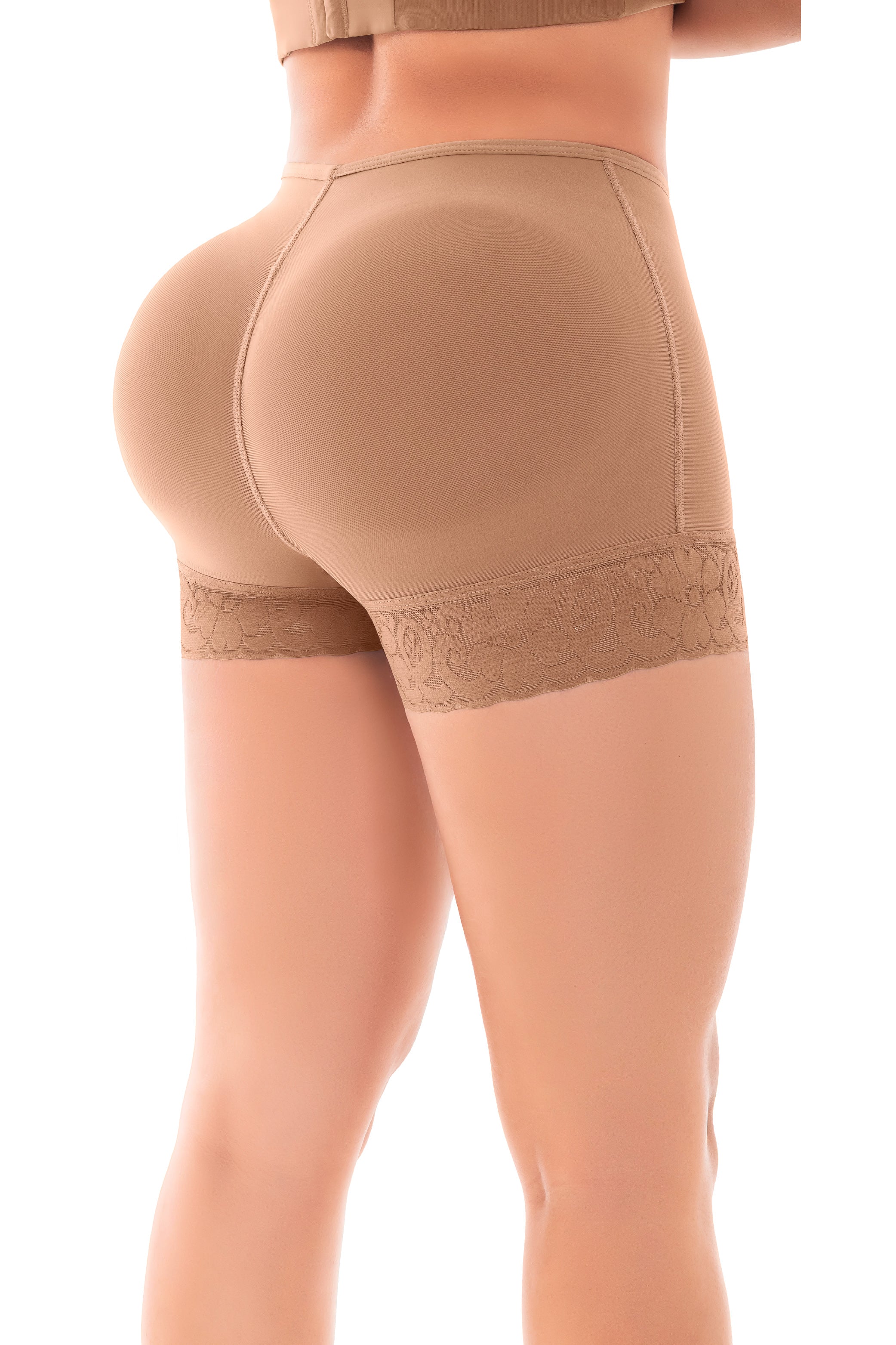 Panty ultrainvisible con triple efecto lifting color cocoa, Panty moldeador media pierna con encaje y control abdominal, Panty invisible ideal para verano con diseño descaderado