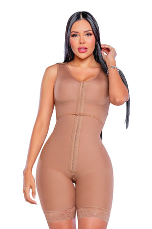 - Faja SMI7121 LA AFORTUNADA con brasier integrado y triple efecto lifting
- Vista completa media pierna con ajuste progresivo
- Diseño posterior sin costuras y panty invisible de regalo