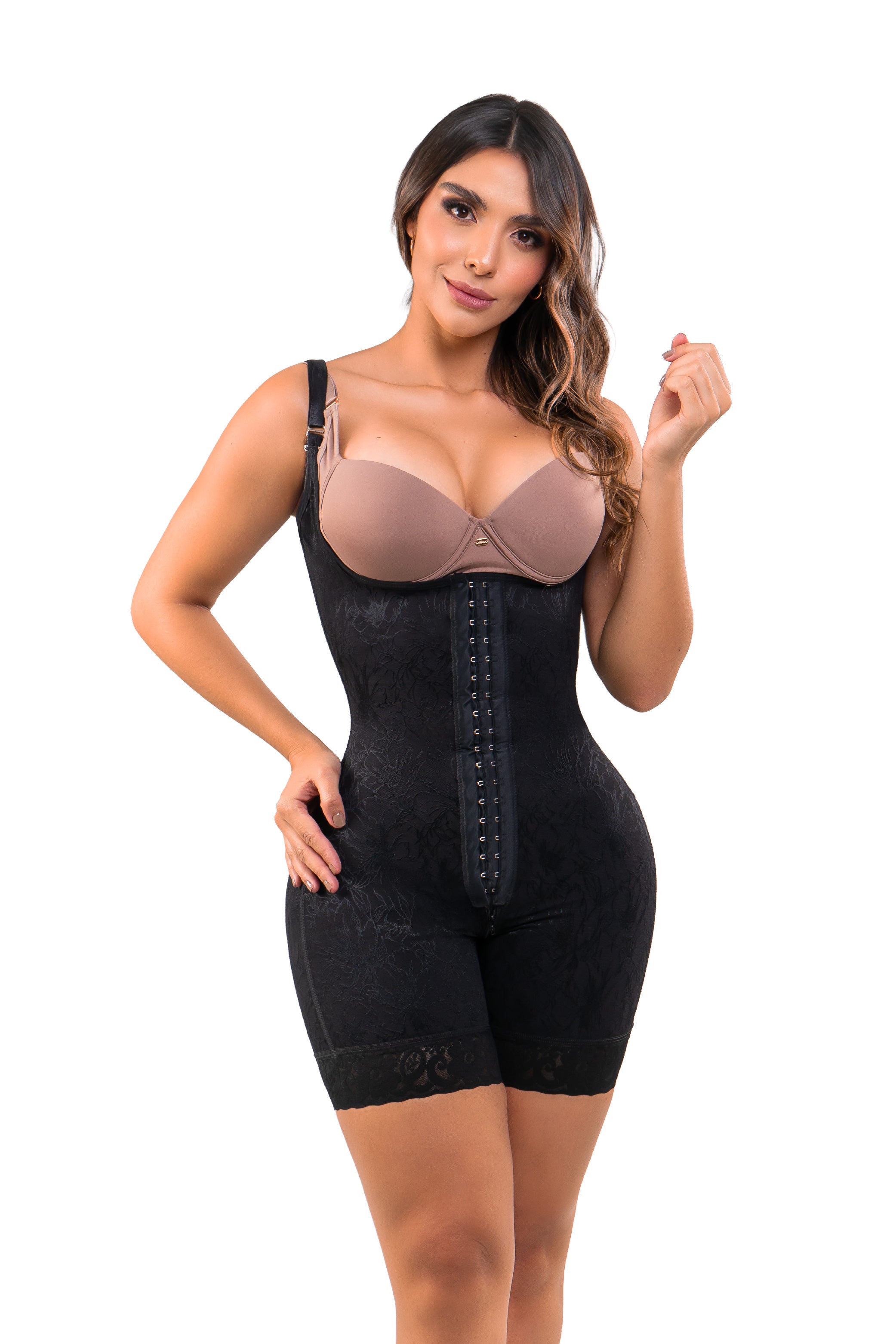 faja triple realce, moldeadora invisible, faja media pierna, espalda alta, sin mangas