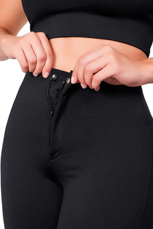 Legging Moldeador Bota Ancha SMI1393 Glam Fit – Faja Interna y Pretina Corazón with a focus on the zip feature.