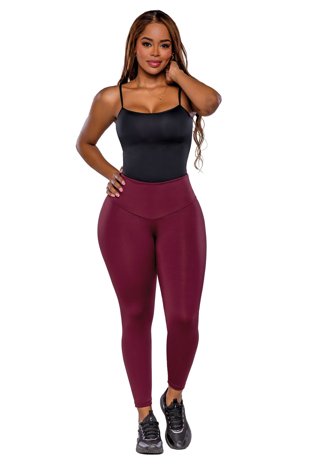 Legging moldeador WINE con faja interna que tiene transformación textil en glúteos faja Interna 