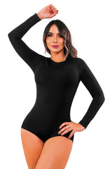 Basic Seam Free Body en color vino, diseño sin costuras con tecnología Seam Free y compresión ligera para estilizar la figura