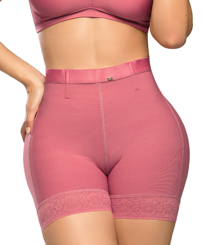 Panty levanta cola pink con encaje, realce de glúteos y control de abdomen bajo edición limitada