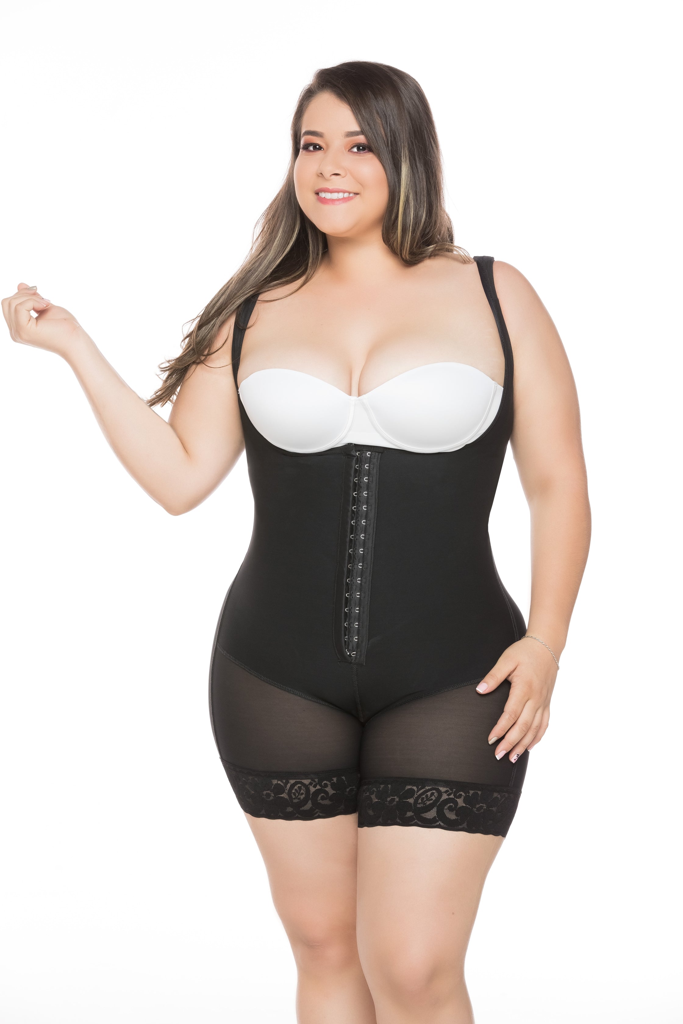 Faja SMI7031 Faja moldeadora post-operatoria con encaje