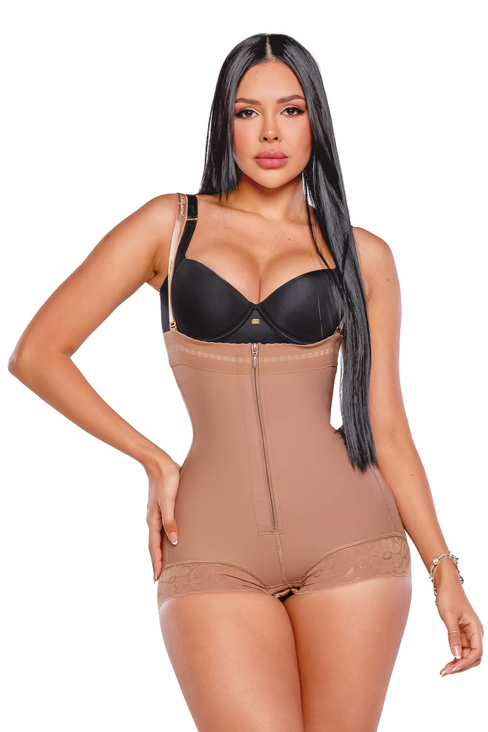 Faja cachetera strapless con lycra en los glúteos y presión mediana, ideal para usar con cualquier prenda. Contiene vitamina E. color cocoa