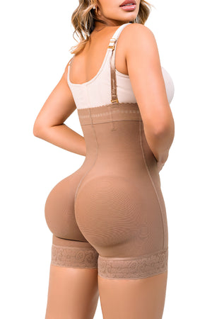 - Faja corta SMI7136 ENCANTO strapless con cierre lateral
- Vista lateral de compresión abdominal y diseño postparto
- Detalle de estructura invisible con tanga de regalo incluida
