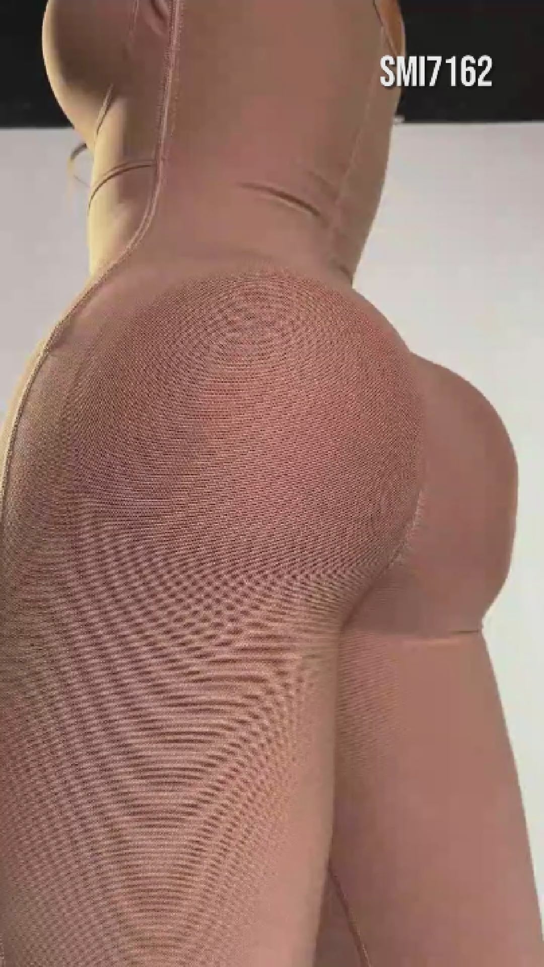 - Faja SMI7162 a la rodilla con mangas, bra y triple realce
- Vista frontal de faja postquirúrgica con control total SMI7162
- Detalle de espalda invisible y estructura anatómica del SMI7162

