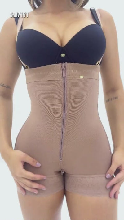 Faja Ultrainvisible strapless Stagmi SMI7151 con cierre frontal, soporte lateral y realce de glúteos – Tanga incluida y cierre perineal