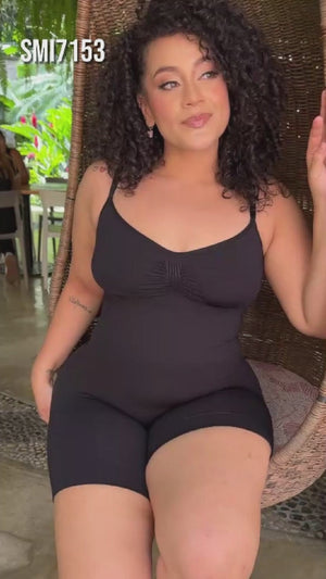 Body faja invisible Stagmi de compresión media con espalda alta y efecto lifting en glúteos – Tirantes ajustables cruzados o rectos
